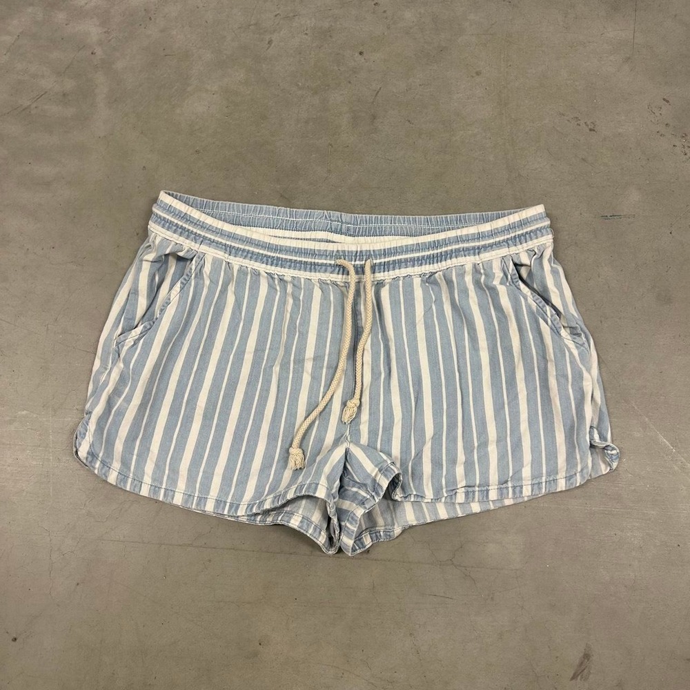 Aerie blue striped shorts